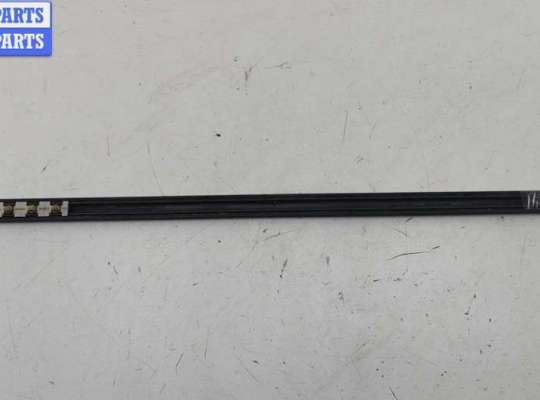 купить Молдинг двери передней правой на BMW 3 E36 (1991-2000)