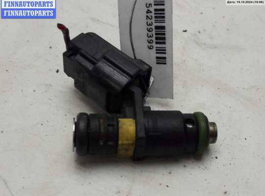 Форсунка топливная VG1538173 на Volkswagen Golf-5