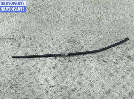 купить Молдинг лобового стекла на Volkswagen Passat B6