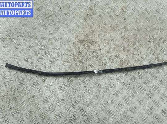 купить Молдинг лобового стекла на Volkswagen Passat B6