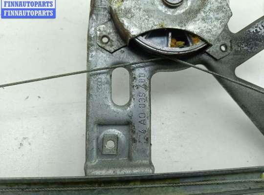 купить Стеклоподъемник механический задний правый на Audi 100 C4 (1991-1994)