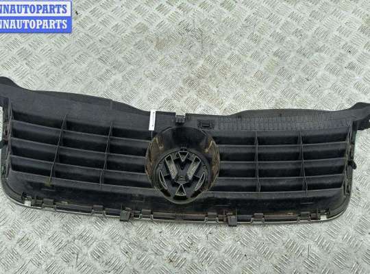 купить Решетка радиатора на Volkswagen Passat B5+ (GP)