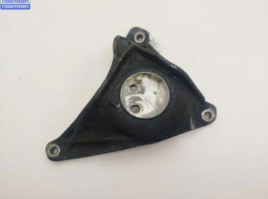 купить Кронштейн двигателя опорный на BMW 5 E39 (1995-2003)