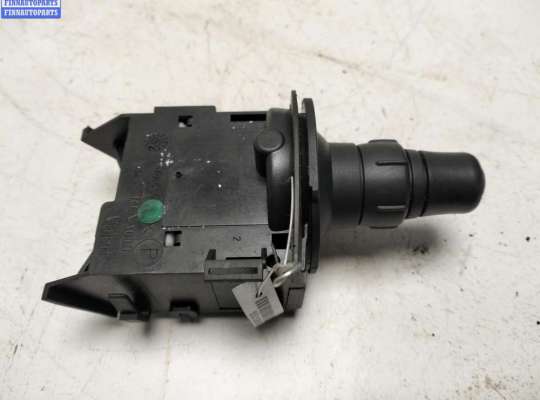 купить Переключатель поворотов на Renault Scenic II (2003-2009)