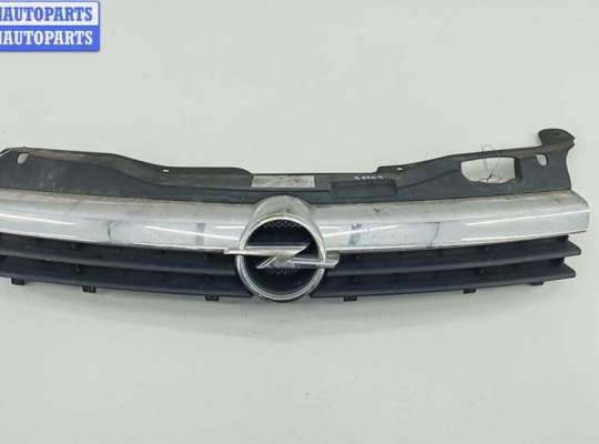 Решетка радиатора OP2343168 на Opel Astra H (2004-2009)