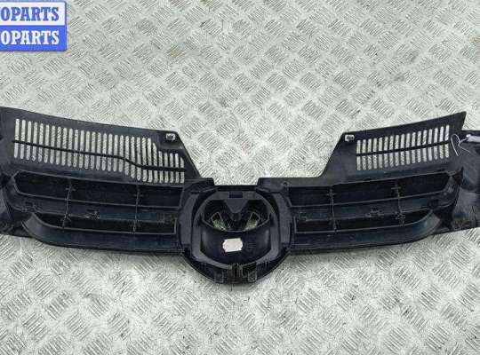 купить Решетка радиатора на Volkswagen Golf-5
