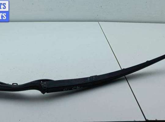 купить Щеткодержатель (поводок стеклоочистителя) передний на Peugeot 807