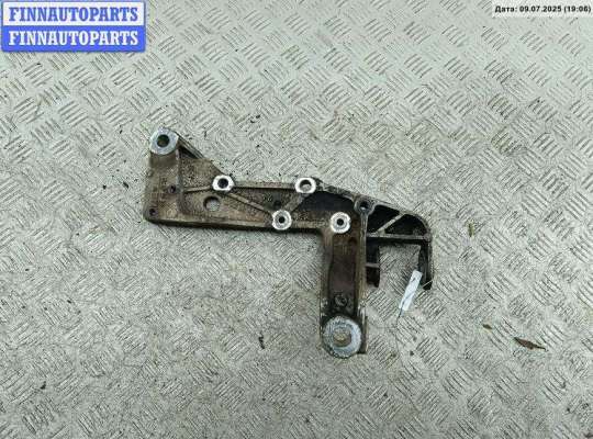 Рычаг подвески передний правый VG2385769 на Volkswagen Golf-5