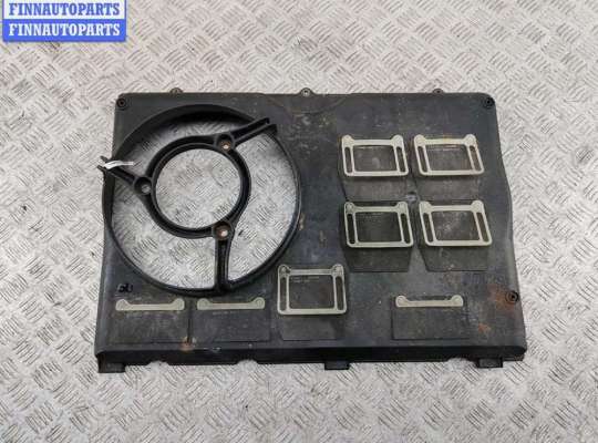 Диффузор (кожух) вентилятора радиатора AU1668510 на Audi 100 C4 (1991-1994)