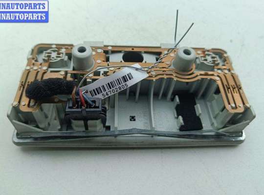 Фонарь салона (плафон) на Volkswagen Golf IV (1J)