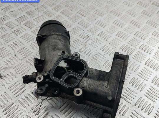 Корпус масляного фильтра на BMW 3 (E46)