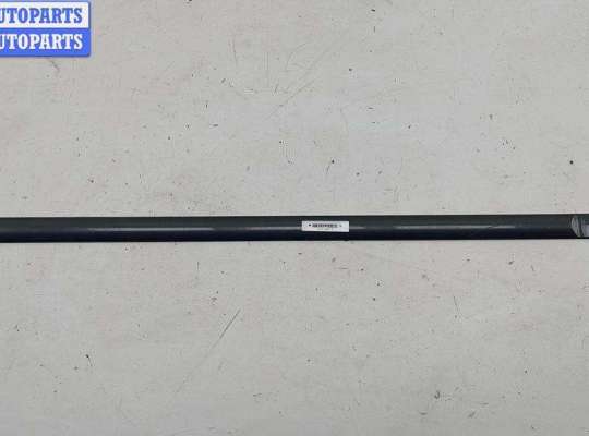 купить Молдинг двери задней левой на Ford Mondeo III (2000-2007)