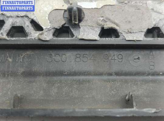 купить Молдинг двери задней левой на Volkswagen Passat B6