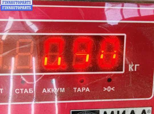 купить Молдинг двери передней правой на Audi A6 C5 (1997-2005)