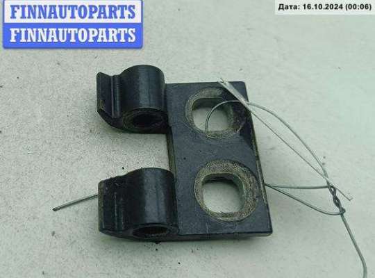Петля двери передней правой BM2394434 на BMW 1 E81/E87 (2004-2012)