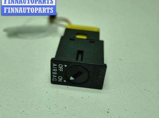 купить Кнопки управления прочие (включатель) на Volkswagen Passat B6