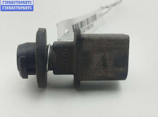 Патрон лампы указателя поворота VG2731104 на Volkswagen Passat B6