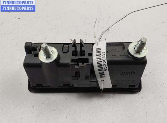 купить Кнопка открывания багажника на Volkswagen Passat B6