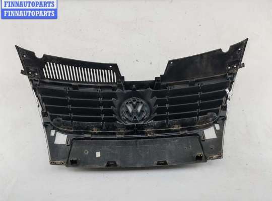 Решетка радиатора на Volkswagen Passat B6 (3C)