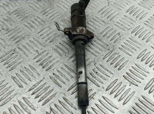 Купить Форсунка топливная на Ford Focus II (2004-2011) Форсунка топливная FO2039972 на Ford Focus II (2004-2011)