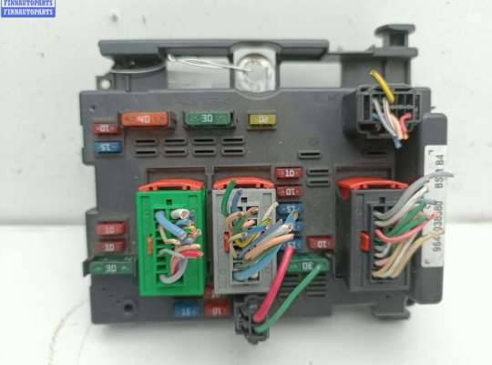 купить Блок предохранителей на Peugeot 307