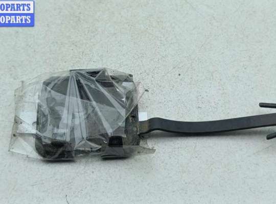 купить Решётка (заглушка) в бампер на Peugeot 407