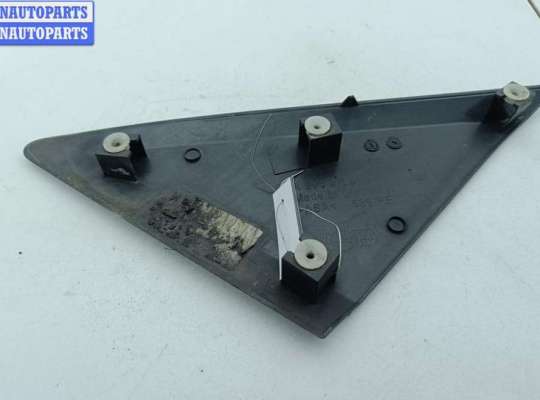 купить Накладка крыла (уголок зеркала) переднего правого на Volkswagen Crafter