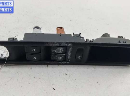 купить Блок кнопок управления стеклоподъемниками на Renault Espace IV (2002-2014)