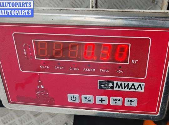 купить Молдинг стекла двери передней правой наружный на Volkswagen Passat B6