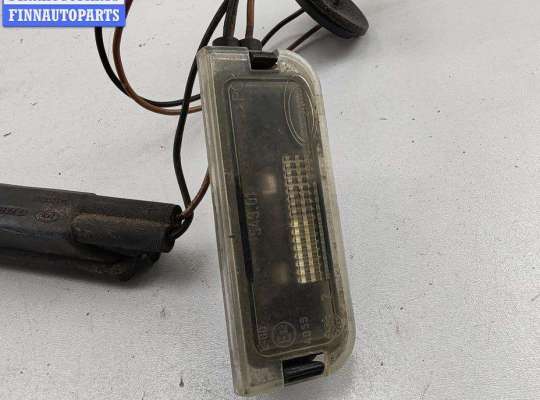 купить Подсветка номера на Chrysler Voyager (1996-2000)