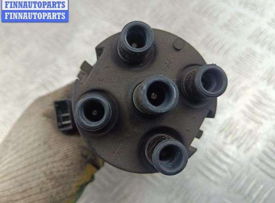 купить Распределитель зажигания на Volkswagen Passat B5