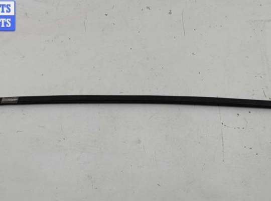 купить Молдинг стекла двери задней левой наружный на Volkswagen Sharan (2000-2010)