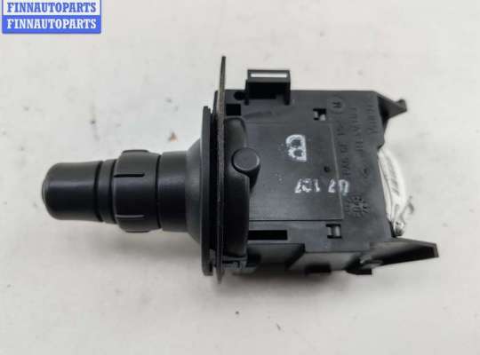 купить Переключатель поворотов на Renault Scenic II (2003-2009)