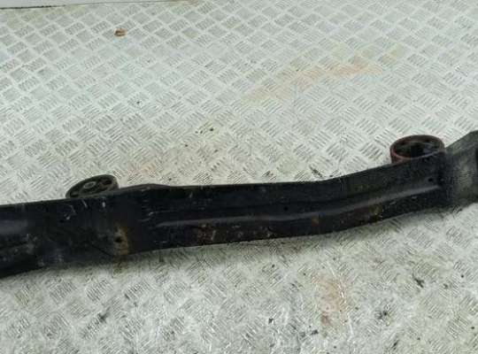 купить Балка подвески передняя (подмоторная) на Mitsubishi Space Star (1998-2005)