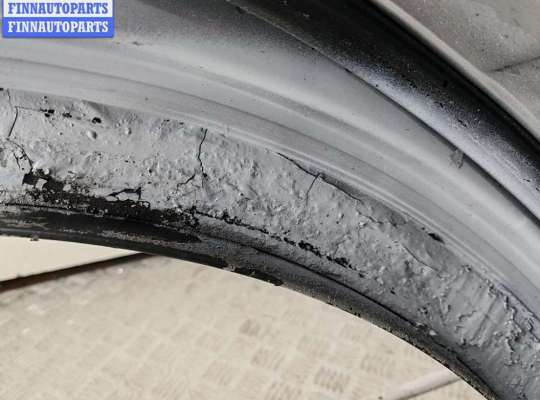 купить Дверь боковая задняя левая на Kia Sorento (2002-2009)