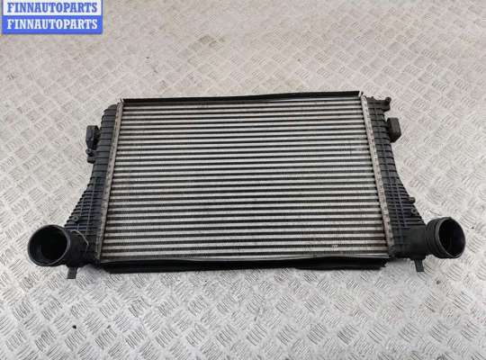 Купить Радиатор интеркулера на Volkswagen Touran Радиатор интеркулера VG2718786 на Volkswagen Touran