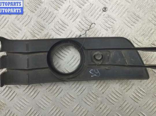 купить Рамка фары противотуманной правой на Citroen C5 (2001-2008)