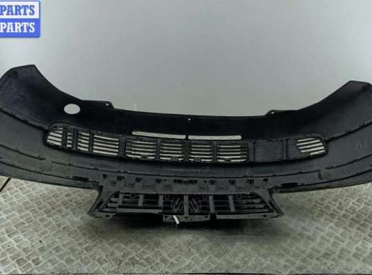 купить Бампер передний на Volkswagen Passat B5