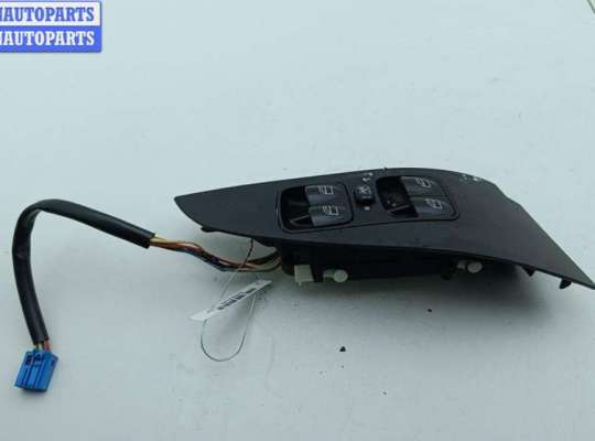 купить Блок кнопок управления стеклоподъемниками на Mercedes C-Class W203 (2000-2006)