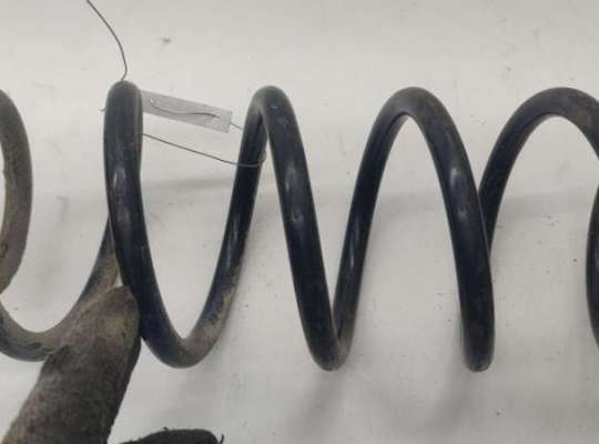 Пружина подвески передняя AU1720021 на Audi A6 C5 (1997-2005)