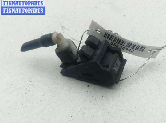 купить Форсунка омывателя на Skoda Octavia mk2 (A5 1Z) 2004-2013