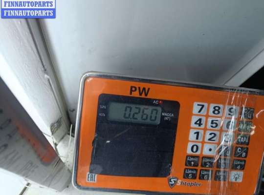 купить Молдинг стекла двери задней правой наружный на Volkswagen Passat B4