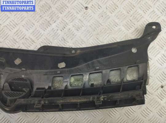 купить Решетка радиатора на Opel Astra H (2004-2009)