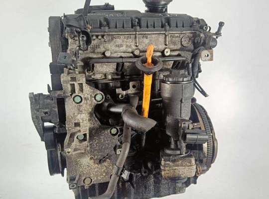 купить Двигатель (ДВС) на Volkswagen Touran