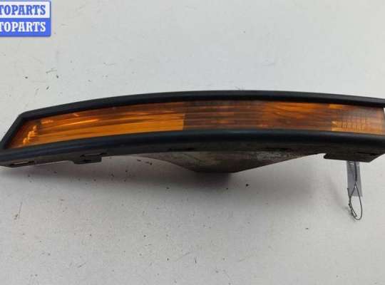 Поворотник (указатель поворота) правый VG2732668 на Volkswagen Passat B6
