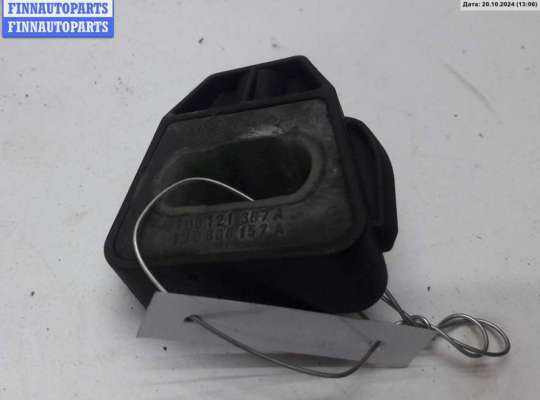 купить Кронштейн радиатора на Volkswagen Golf-4