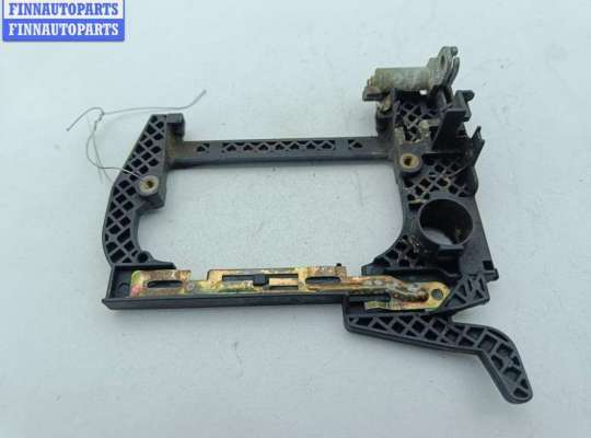 купить Корпус (держатель) ручки двери передней правой на BMW 5 E39 (1995-2003)