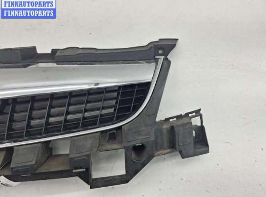 купить Решетка радиатора на Opel Vectra C (2002-2008)