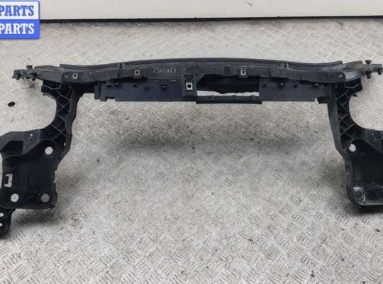 купить Рамка передняя (панель кузовная, телевизор) на Renault Scenic II (2003-2009)