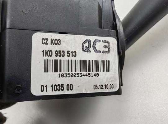 купить Переключатель поворотов на Volkswagen Golf-5 Plus